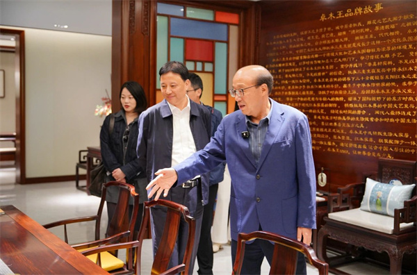 卓木王红木